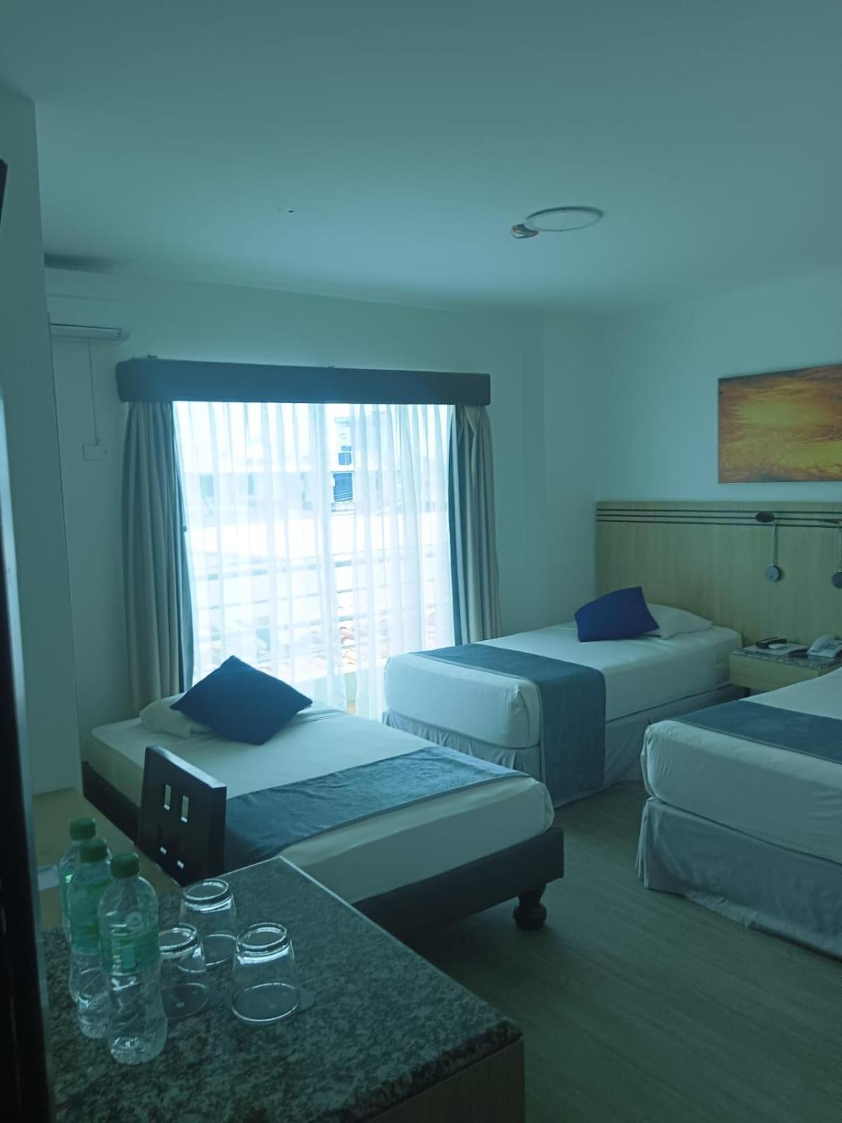 Hotel Mar Azul Манта Экстерьер фото