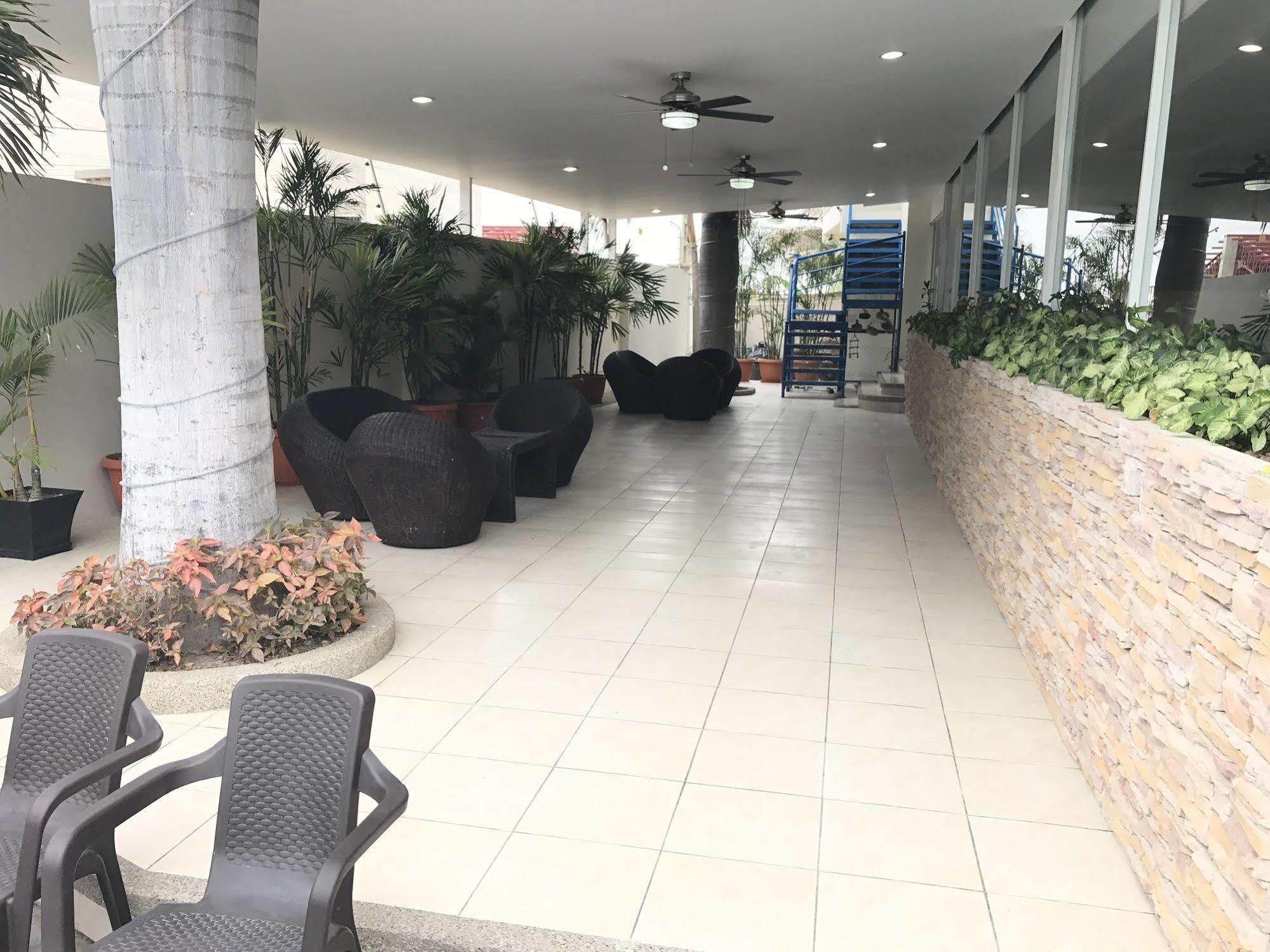 Hotel Mar Azul Манта Экстерьер фото